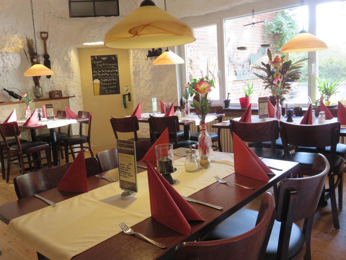 Bredeneeker Gasthaus Rastorf Ngoại thất bức ảnh